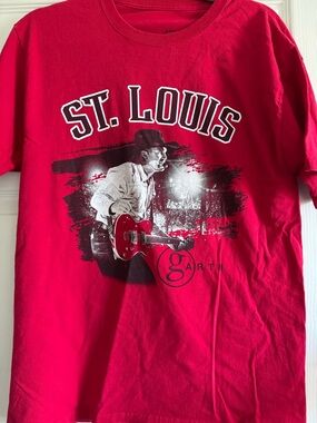 Garth Brooks stadium tour St. Louis Red Graphic Tee